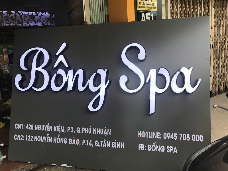 Bảng hiệu alu chữ nổi